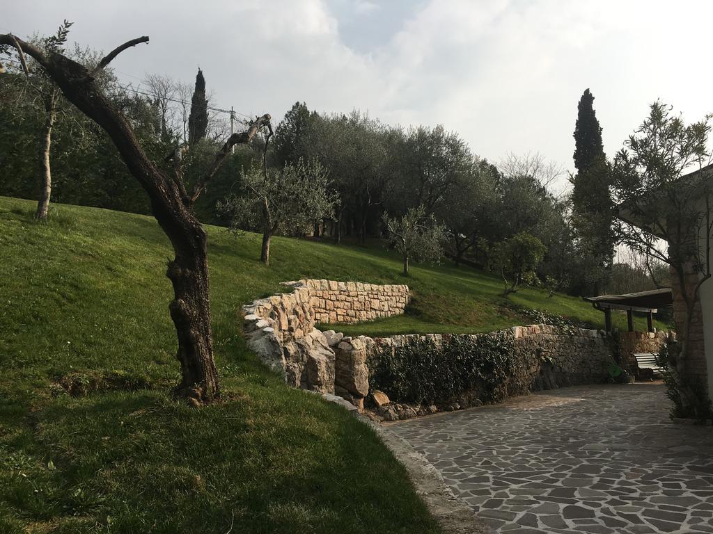 Villa Paola Torri Del Benaco Exterior photo