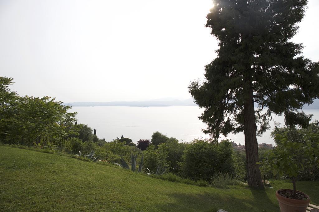 Villa Paola Torri Del Benaco Exterior photo